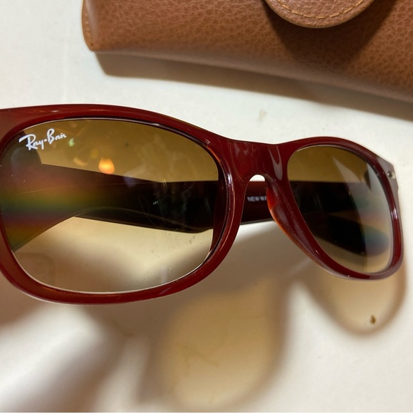 Ray-Ban California New Wayfarer RB2132 Sunglasses Rainbow Lenses Italy w/Case - Picture 2 of 8